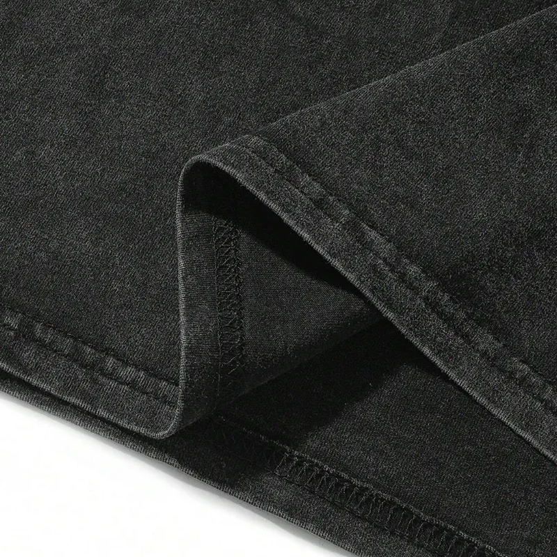 hongfeng manufactures high-quality mens vintage t-shirts with customized stone-washed cotton fabric.